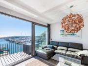 Apartamento en venta en Marbella, Puerto Banús....
