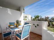 Apartamento en venta en Marbella, Puerto Banús. Piso en...