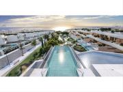 Apartamento en venta en Marbella, Real de Zaragoza. Lujo...