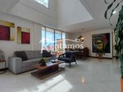 Apartamento En Venta En Medellin En El Poblado V203458