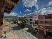 Apartamento En Venta En Medellin En Villa Hermosa V320863