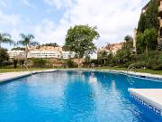 Apartamento en venta en Mijas, Calahonda. Apartamentos.