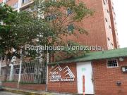 Apartamento en Venta en Miravila, Caracas