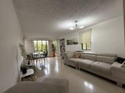 apartamento en venta en multicentro. Cod V4997