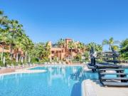 Apartamento en venta en Nueva Andalucia, Málaga Costa... Apartamento en venta en Nueva Andalucia, Málaga Costa...