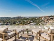 Apartamento en venta en Nueva Andalucia, Marbella