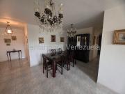 Apartamento en Venta en Parroquia San Jose, Caracas