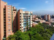 Apartamento en venta en primer parque de Laureles Medellín