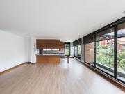 apartamento en venta en santa barbara alta usaquén. Cod...