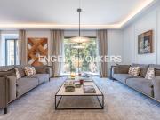 Apartamento en venta en Sevilla, Encarnación Regina....