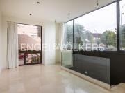 Apartamento en venta en Sevilla, Los Remedios. Exclusivo...