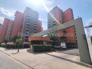 APARTAMENTO EN VENTA EN URB. BASE ARAGUA MARACAY 26 15340