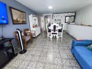 apartamento en venta en urbanización colseguros. Cod V17601