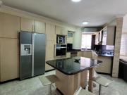 Apartamento en Venta en Valencia Carabobo 128 m2. 3 hab
