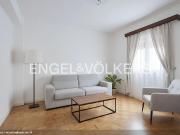 Apartamento en venta en Valencia, Mestalla. Piso...