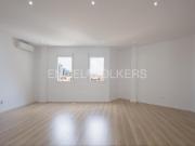 Apartamento en venta en Valencia, Mont Olivet. Piso...