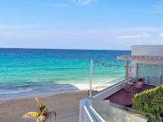 Apartamento en Venta Frente al Mar con Vistas...