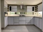 Casa en Venta, Simón Bolívar en Medellín