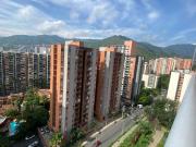 Apartamento en venta Medellin Loma de los Bernal