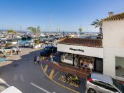 Apartamento en venta, Puerto Banús, en Marbella, España