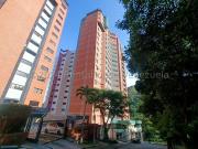 Apartamento en venta ubicado en el Parral Valencia...