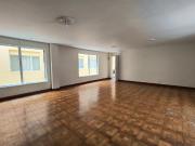 APARTAMENTO EN VENTA UBICADO EN MEDELLÍN SECTOR LAURELES