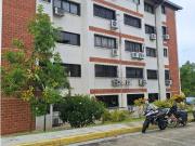 APARTAMENTO EN VENTA URB. BOSQUE VALLE