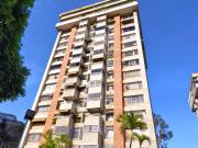 Apartamento en Venta Urb El Cafetal, 127MT2,4H,3B,1E.25 71