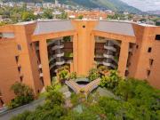 Apartamento en venta Urb. La castellana 500m2