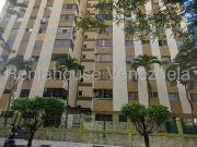 25 8450 Apartamento en venta Valles de Camoruco Valencia...