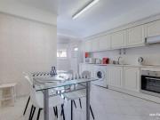 Apartamento espaçoso com 3 quartos à venda em Lagos...