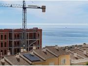 Apartamento esquina de 2 Dorm en Urb con piscina y...