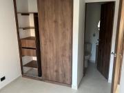 APARTAMENTO ESQUINERO, CON APARTAESTUDIO INDEPENDIENTE