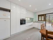 Apartamento, Ferreiros e Gondizalves