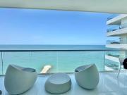 Apartamento Frente al Mar en Venta en Salguero, Primera...