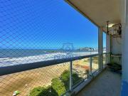 Apartamento frente mar com localização privilegiada na...