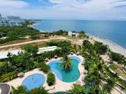 Apartamento Frontal en primera linea de playa de bello...