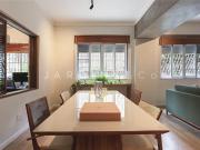 Garden reformado em rua tranquila de Pinheiros com pé...