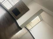 Apartamento high class con techos altos y doble altura