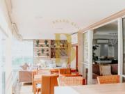 Apartamento iluminado, com varanda gourmet e linda vista