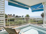 Apartamento junto a la playa con vistas panorámicas al mar