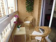 Apartamento junto universidades con vistas al mar