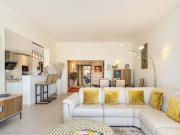 Apartamento, Lagoa e Carvoeiro