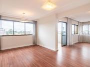 Apartamento andar alto face Norte 4 quartos com lareira