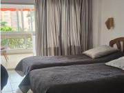 Apartamento luminoso a 200m de la playa con parking...