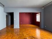 Apartamento Luxuoso com 3 Dormitórios à Venda na Avenida...