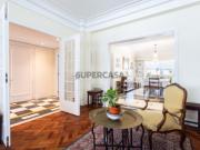 Apartamento Luxuoso na Avenida da República: 6 Quartos...