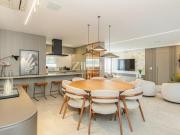 APARTAMENTO MOBILIADO À VENDA COM 3 SUÍTES NO CENTRO...