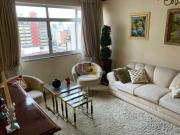 Apartamento mobiliado à venda na Vila Mariana com 3...