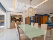 Apartamento mobiliado à venda no Boulevard Tamboré